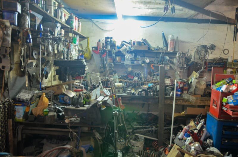 Mikä On AS Autokorjaamon Tarjonta Ja Palvelut