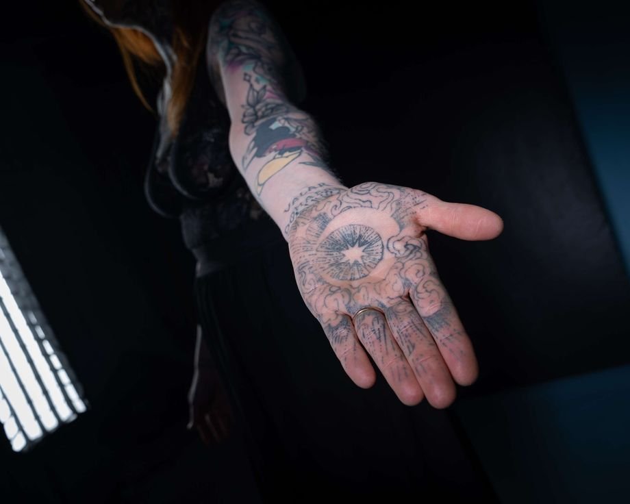 Mitä Tatuointeja Elina Kanerva On Tehnyt Ja Millaisia Ne Ovat