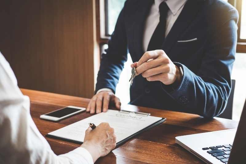 Miten Hanki Isännöitsijäntodistus Pankkia Varten