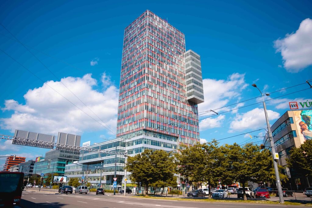 Mitkä Ovat Lahden Parhaat Yritykset Ja Miten Niihin Ota Yhteyttä