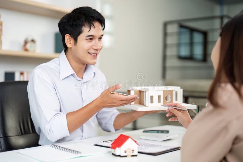 Mikä On LKV Posion Kiinteistönvälittäjän Tarjoama Palvelu