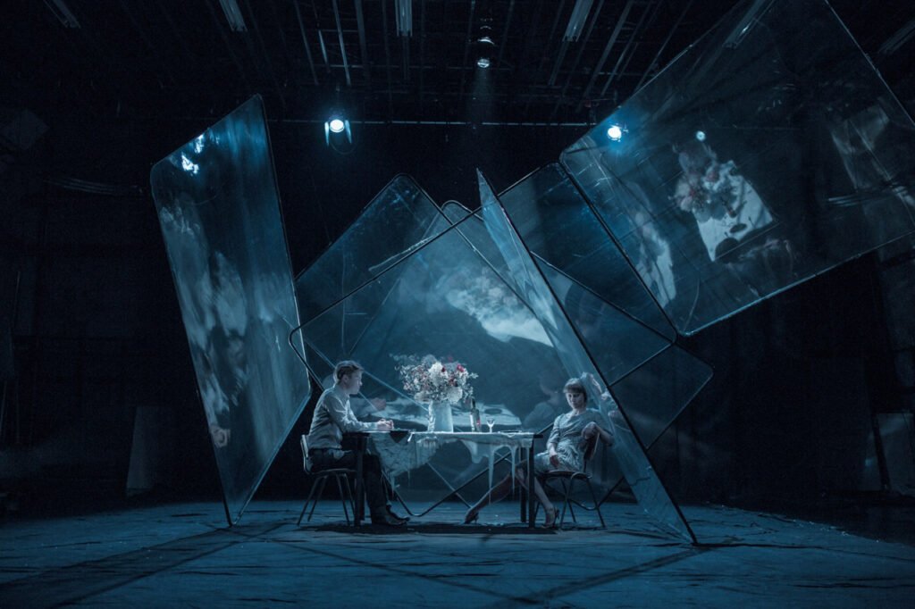 Ketkä Ovat Tunnetuimmat Suomalaiset Taikurit Ja Mitä He Tekevät